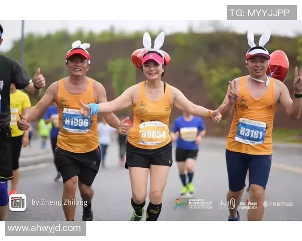 李静专访:探寻羽毛球领域成功背后的秘密与经验分享 李静专访:探寻羽毛球领域成功背后的秘密与经验分享