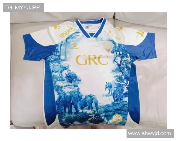 足球球服图片大全欣赏各大球队经典设计与最新款式展示 足球球服图片大全欣赏各大球队经典设计与最新款式展示